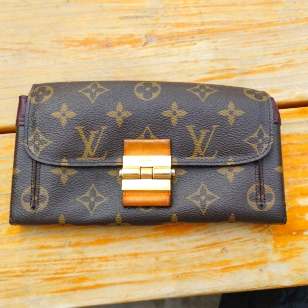 Louis Vuitton Elyseé Wallet & Clutch
